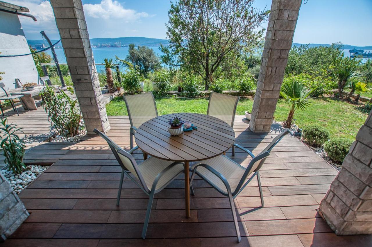 Sea View Apartments Debeli Rtic أنكاران المظهر الخارجي الصورة